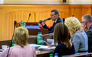 Radni udzielili absolutorium prezydentowi Olsztyna i nie zgodzili się na obniżenie mu wynagrodzenia